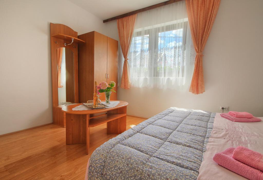 Apartman Josipa Dreznik Grad Ngoại thất bức ảnh